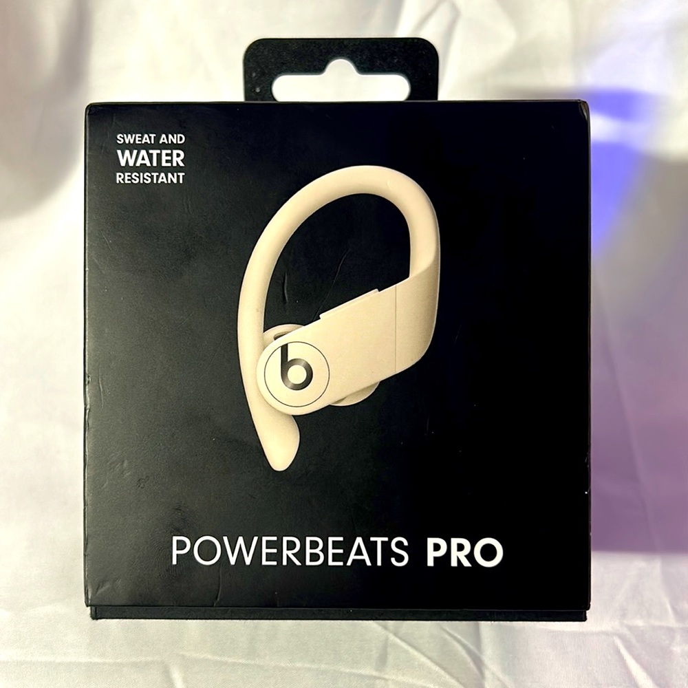 Apple Beats Powerbeats Pro by Dr Dre in Ivory